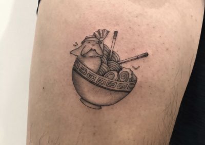 small fine line ramen bowl tattoo on thigh by Louise Flowerbloom, Milpitas CA